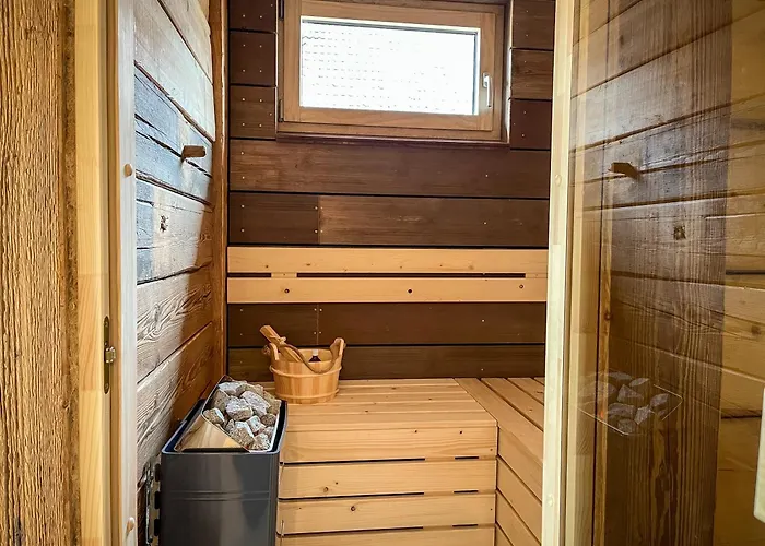 Lejlighed 'ginkgo' Mit Verwunschenem Garten & Privater Sauna *
