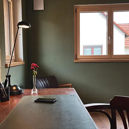 Appartement 'ginkgo' Mit Verwunschenem Garten & Privater Sauna *