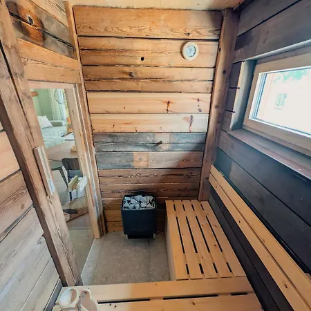 'ginkgo' Mit Verwunschenem Garten & Privater Sauna Appartement *